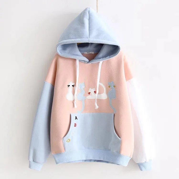 Women's Kawaii Cats Printed Contrast Color Hoodies With A Big Pocket