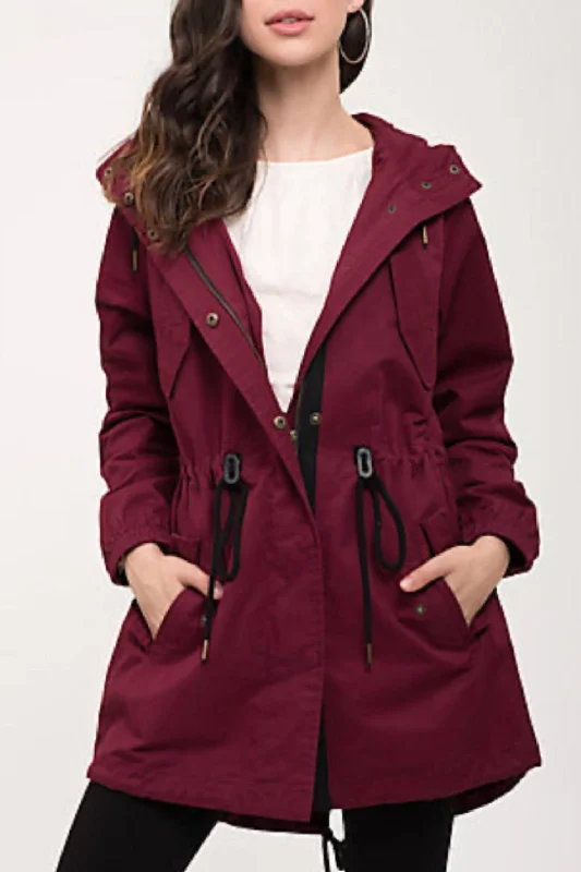 Hooded Anorak Jacket In Wine