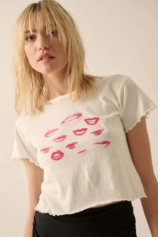 Lovely Lips Cropped Lettuce-Edge Graphic Baby Tee