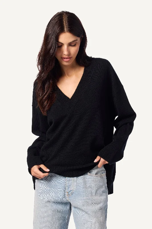 LIGHTWEIGHT NYLAH CASHMERE V-NECK PULLOVER | BLACK