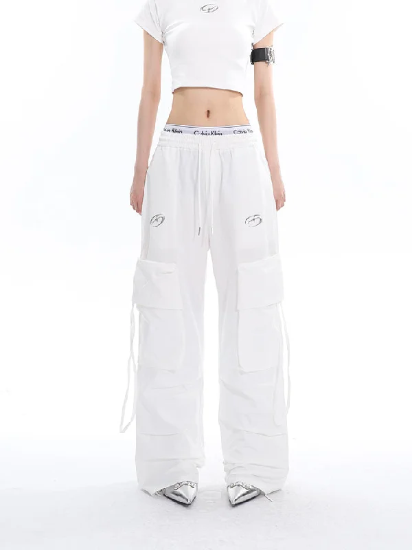 S / White slacks