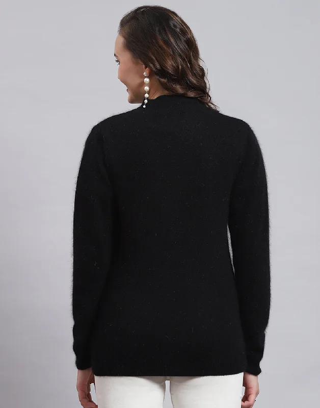 Women Black Solid V Neck Full Sleeve Sweater