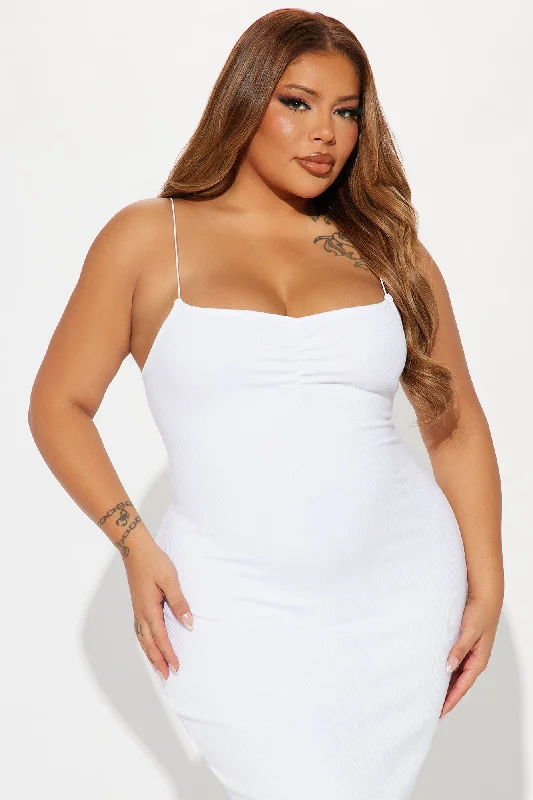 Lyla Snatched Maxi Dress - Off White