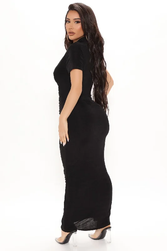 Silky Smooth Slinky Maxi Dress - Black